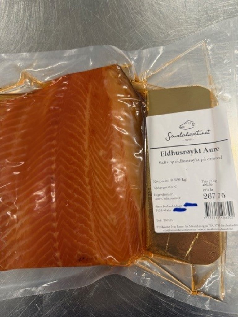 Eldhusrøykt aure fra Smalahovetunet